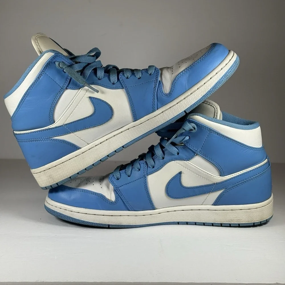 Air Jordan 1 Mid‎ University Blue White Mens Sneakers 554724-106 Size 12 2012